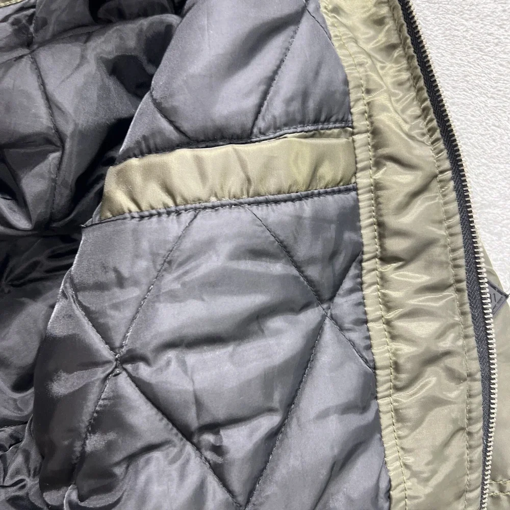 Vintage soutpole Green Youth puffer jacket Size XL(18-20) Y2K